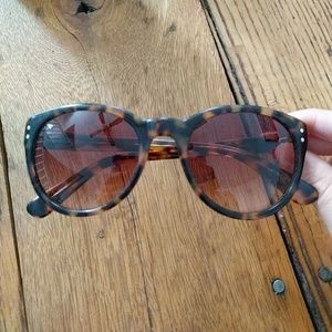MOVING SALE Anthropologie tortoiseshell sunglasses